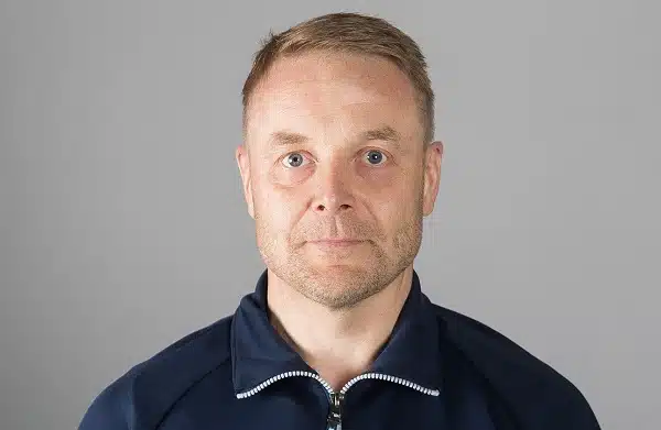 Naisleijonien päävalmentajalta selvää tekstiä joukkueen tilanteesta Naisleijonien päävalmentajalta selvää tekstiä joukkueen tilanteesta