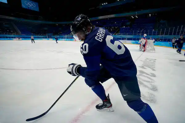 Leijonien olympiavoittaja jätti KHL-seuransa - näin venäläiset kommentoivat Leijonien olympiavoittaja jätti KHL-seuransa – näin venäläiset kommentoivat