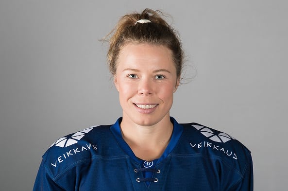 Susanna Tapani ja Minttu Tuominen varattiin uuteen ammattilaissarjaan Susanna Tapani ja Minttu Tuominen varattiin uuteen ammattilaissarjaan
