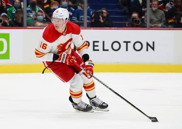 Venäläinen NHL-tähti vaatii hirmuhallitsija Vladimir Putinia lopettamaan rikollisen hyökkäyksen Venäläinen NHL-tähti vaatii hirmuhallitsija Vladimir Putinia lopettamaan rikollisen hyökkäyksen