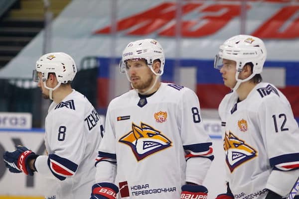 Metallurg Magnitogorsk tasoitti KHL:n finaalisarjan Metallurg Magnitogorsk tasoitti KHL:n finaalisarjan