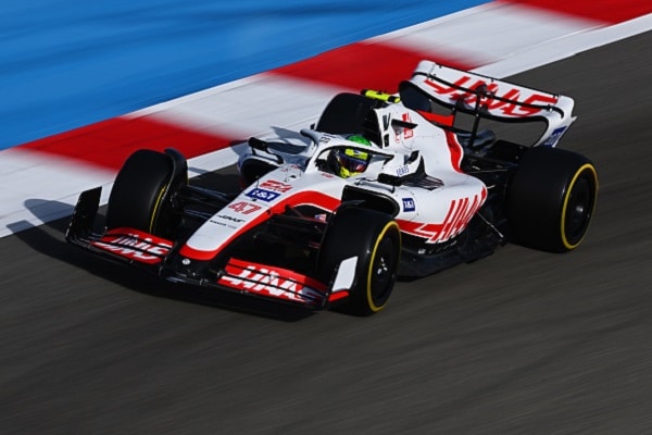 F1-kuski pidetään visusti pimennossa ensi kauden tallikaverinsa osalta: ”Roolini on olematon tässä valinnassa” F1-kuski pidetään visusti pimennossa ensi kauden tallikaverinsa osalta: ”Roolini on olematon tässä valinnassa”