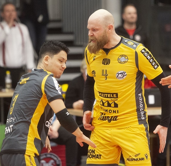 Suomalaislegenda lopetti uransa – sai heti kunnon pestin