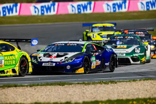 Olipahan moottoriurheiluviikonloppu suomalaisittain! Konsta Lappalainen palkintokorokkeelle