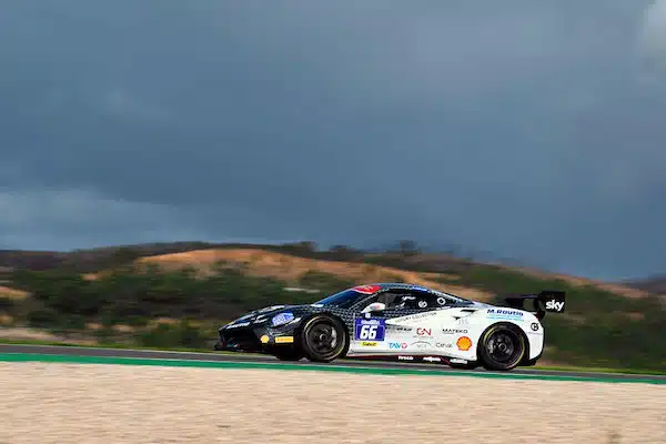 Luka Nurmi avasi Ferrari Challenge Euroopanmestaruussarjan kahdella palkintokorokesijoituksella