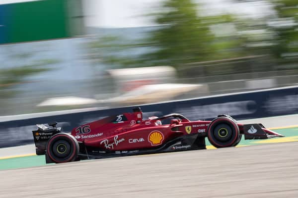 Charles Leclerc lähtee kotikisaansa voimanlähde-ongelmat seuranaan Charles Leclerc lähtee kotikisaansa voimanlähde-ongelmat seuranaan