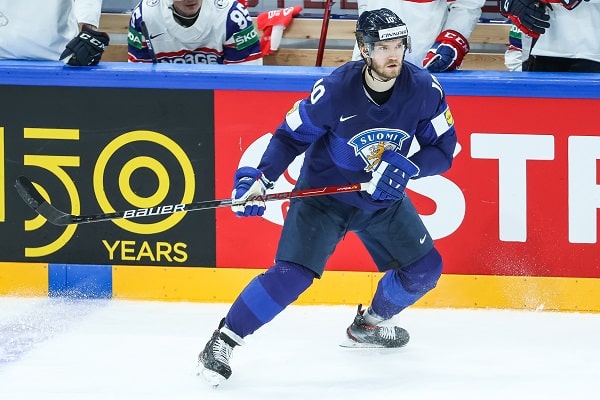 Leijona-sankari Joel Armia – ”Ihan mahtava Maamme-laulu” Leijona-sankari Joel Armia – ”Ihan mahtava Maamme-laulu”