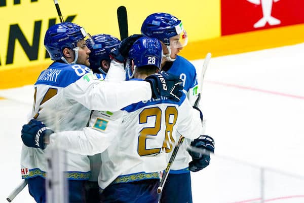 KHL-seura vaihtaa nimeään – syynä Putinin kaverin syrjäyttäminen KHL-seura vaihtaa nimeään – syynä Putinin kaverin syrjäyttäminen