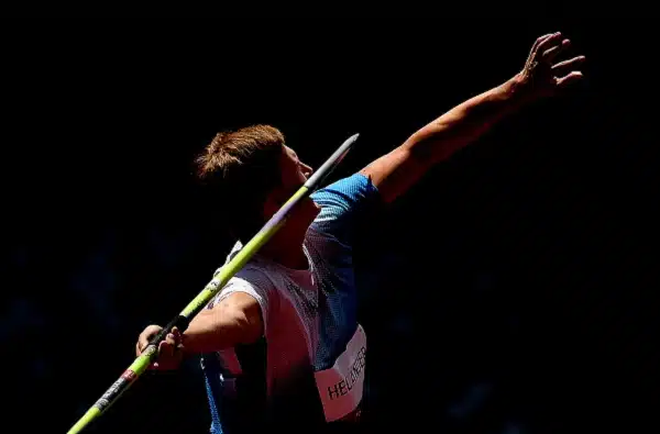 Nyt tuli upea kaari – Oliver Helander kesti uskomattomat paineet