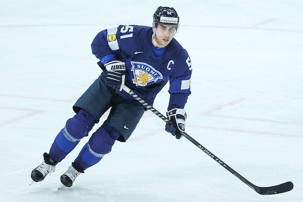 Valtteri Filppula nousi tiistaina kerhoon, missä ei ole kukaan toinen jääkiekkoilija Valtteri Filppula nousi tiistaina kerhoon, missä ei ole kukaan toinen jääkiekkoilija
