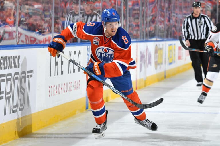 Entinen NHL-superlupaus lopettaa uransa vain 28-vuotiaana – yksi kaikkien aikojen flopeista