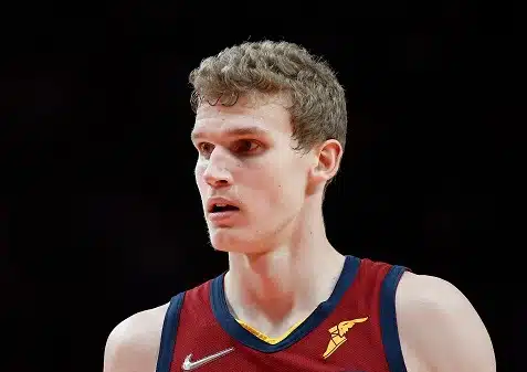 Lauri Markkasen seurasi vierestä melkoista show'ta NBA:ssa