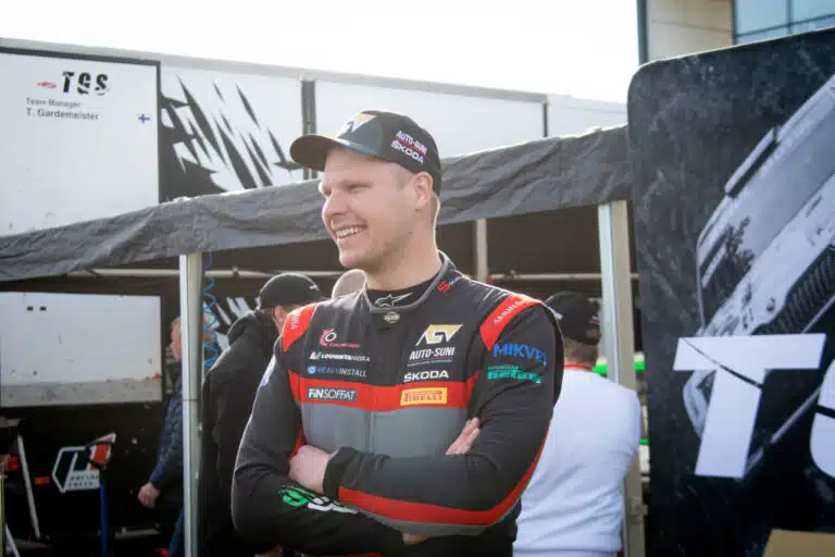 Suomalainen ralliässä koki kovia Jyväskylässä – ”Aikamoinen moukari”