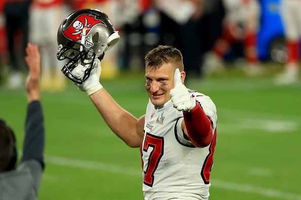 Yksi pelipaikkansa kaikkien aikojen parhaista NFL-pelaajista lopettaa huiman uransa Yksi pelipaikkansa kaikkien aikojen parhaista NFL-pelaajista lopettaa huiman uransa