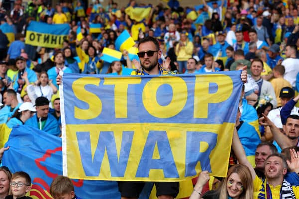 Nyt on pohjanoteeraus - Venäjän palloliitto vaatii Ukrainan päävalmentajalle toimitsijakieltoa Nyt on pohjanoteeraus – Venäjän palloliitto vaatii Ukrainan päävalmentajalle toimitsijakieltoa