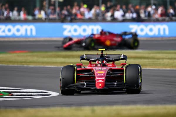 Ferrari hallitsee odotetusti Unkarin GP:ssä - Valtteri Bottas sivussa ensimmäisestä harjoituksesta Ferrari hallitsee odotetusti Unkarin GP:ssä – Valtteri Bottas sivussa ensimmäisestä harjoituksesta