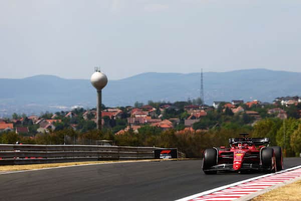 Ferrari hallitsi toisia F1-harjoituksia – Bottas löi Lewis Hamiltonin