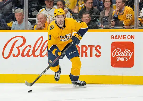 NHL:ssä sorvattiin mammuttimainen sopimus - kahdeksan vuotta ja 70 miljoonaa dollaria! NHL:ssä sorvattiin mammuttimainen sopimus – kahdeksan vuotta ja 70 miljoonaa dollaria!