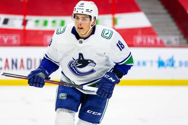 Suomensukuinen entinen NHL-ongelmapelaaja on saamassa taas monoa – edes harjoituksiin tuleminen ei maistu