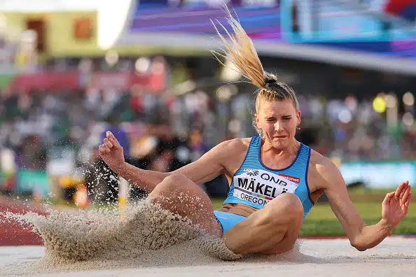 Kristiina Mäkelä jysäytti uutispommin – ”Yritän selvitä vollottamatta”