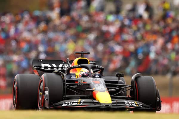 Sivusto hehkuttaa vuolaasti Max Verstappenia - "Yksi parhaista kisoista koskaan" Sivusto hehkuttaa vuolaasti Max Verstappenia – “Yksi parhaista kisoista koskaan”