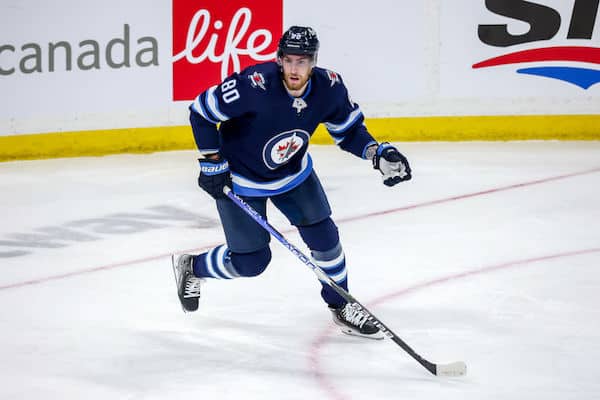 NHL:ssä iso pelaajakauppa - Jets maksoi tolkuttoman hinnan yhdestä hyökkääjästä NHL:ssä iso pelaajakauppa – Jets maksoi tolkuttoman hinnan yhdestä hyökkääjästä