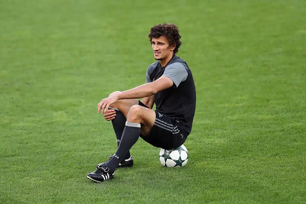 Roman Eremenko avautui viimein kokaiinikärystään - Mixu Paatelainen puuttui tilanteeseen Roman Eremenko avautui viimein kokaiinikärystään – Mixu Paatelainen puuttui tilanteeseen