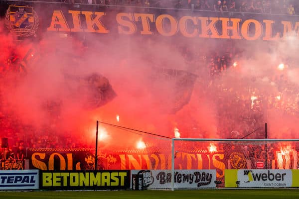 Tukholman derby päättyi kannattajien rajuun tappeluun Tukholman derby päättyi kannattajien rajuun tappeluun