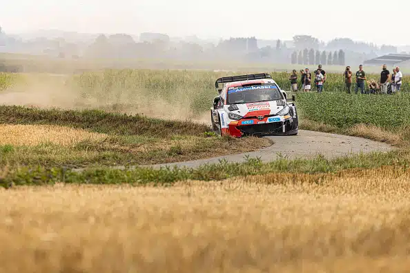 Jari-Matti Latvalan johtama Toyota koki toisen karun takaiskun Belgian MM-rallissa! (ek8)