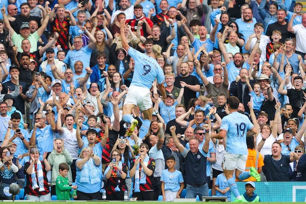 Haalandin hattutemppu ja Liverpoolin uskomaton murskavoitto – näin pelattiin Valioliigassa lauantaina