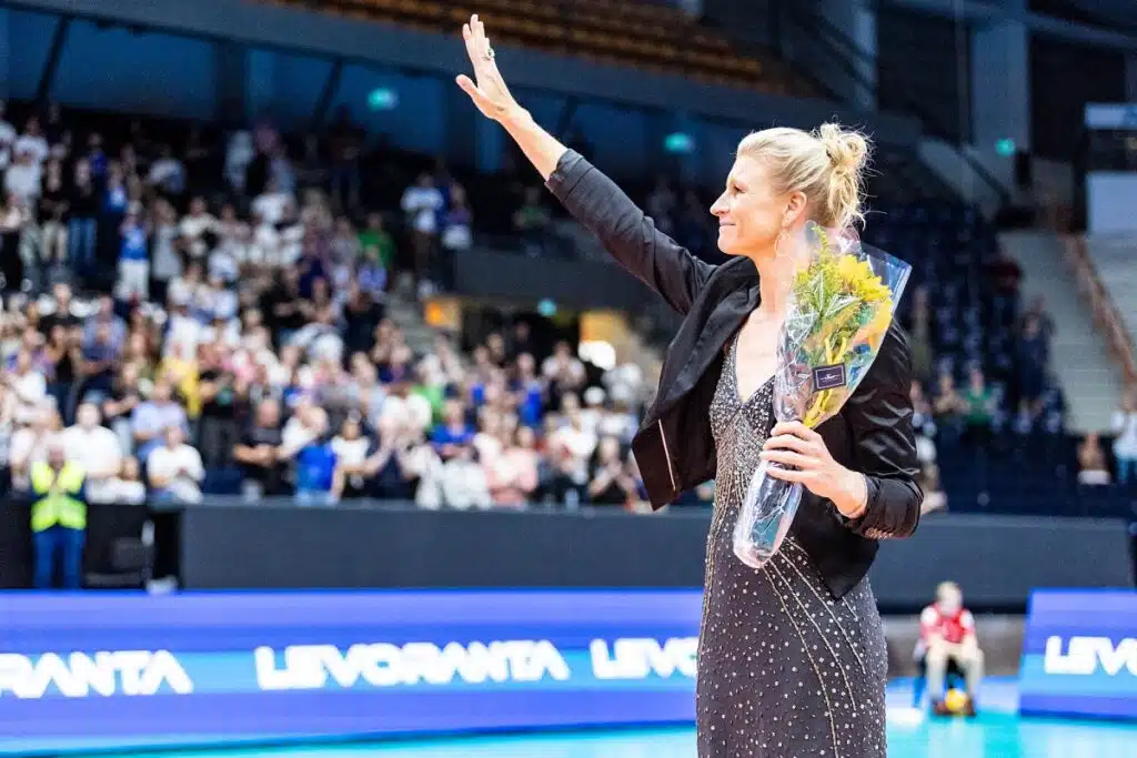 Riikka Lehtonen Hall of Famen jäseneksi - Roosa Koskelo lentopalloilijoiden ykkönen Riikka Lehtonen Hall of Famen jäseneksi – Roosa Koskelo lentopalloilijoiden ykkönen