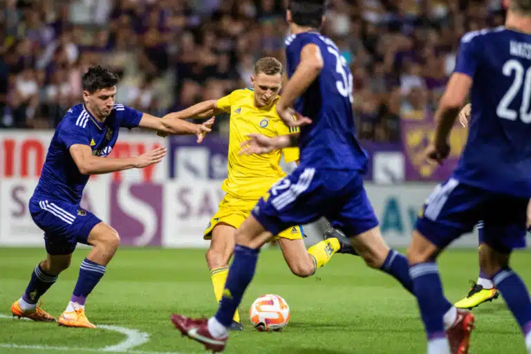 HJK armoton isäntä liigajumbolle