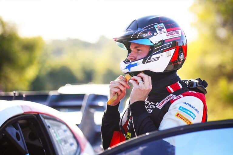 Se on siinä! Esapekka Lappi ajaa täyden MM-sarjan Hyundailla