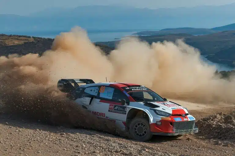 Sieltä se tuli: Kreikan MM-ralli pakotettu kovaan ratkaisuun