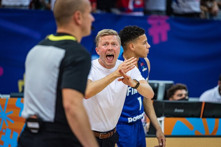 Turpaan tuli että tärähti MM-kenraalissa – Susijengi täysin hukassa ilman Lauri Markkasta