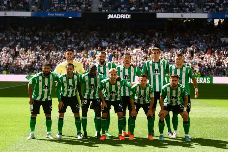 Real Betis venyi tasapeliin AS Roman kanssa ja varmisti HJK:n lohkossa jatkopaikkansa