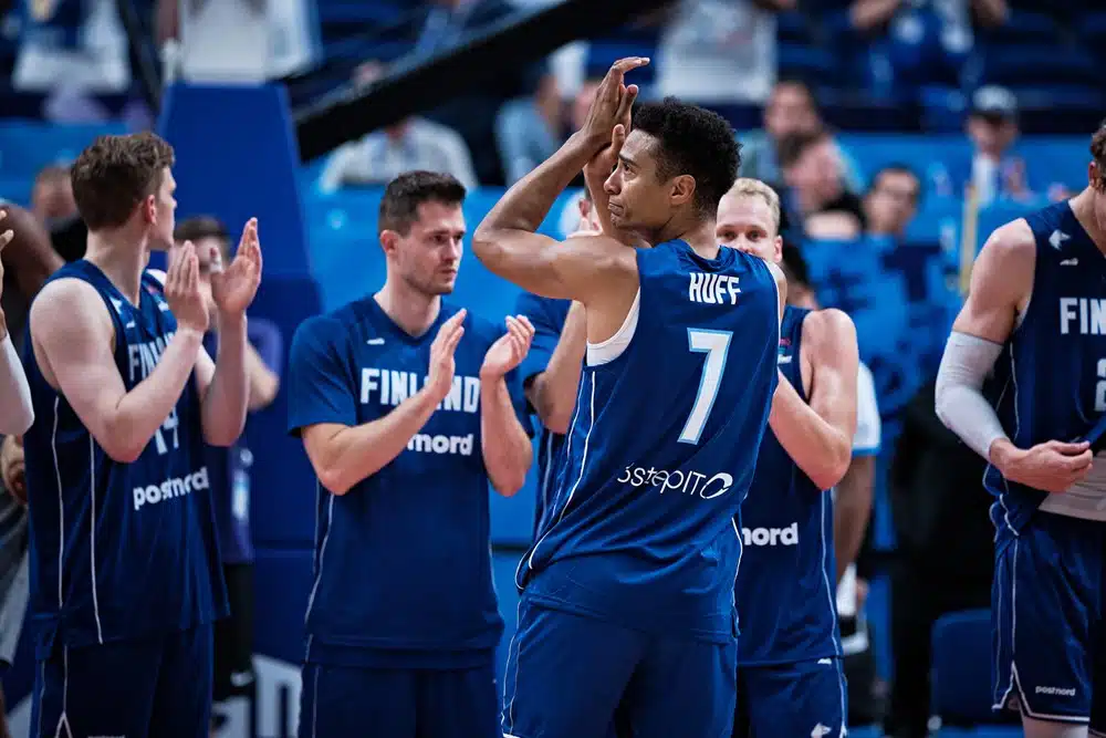 Susijengi-tähti jäi rannalle eduskunnasta – Vihreiden luisteluhallipäätös saattoi vaikuttaa