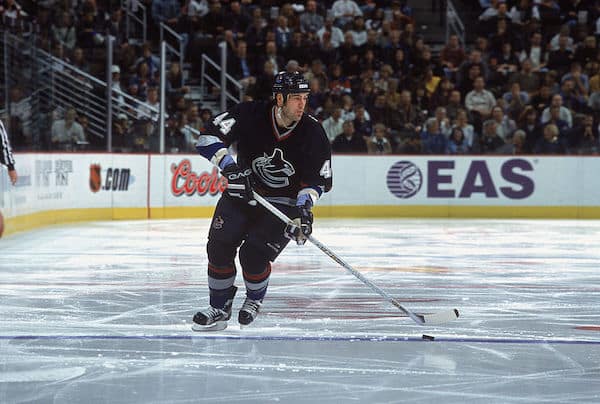 SM-liigalegenda muistelee karua kohtaamista NHL-tähden kanssa – ”Huomasin että vielä pitää puntilla käydä”