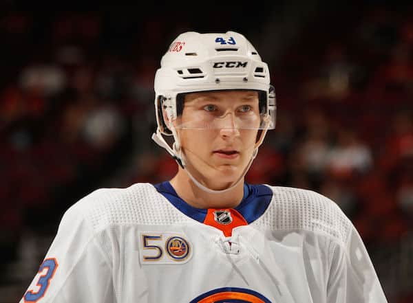 Suomalaislupaus loisti NHL:n harjoituksissa – Pohjois-Amerikassa uskotaan miehen olevan melkoinen kultakimpale Suomalaislupaus loisti NHL:n harjoituksissa – Pohjois-Amerikassa uskotaan miehen olevan melkoinen kultakimpale