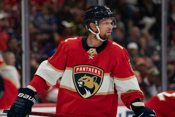 NHL-tähti Aleksander Barkov sai tuekseen kokeneen Stanley Cup-voittajan
