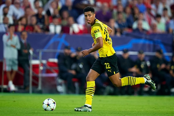 Nuori supertähti loisti - Borussia Dortmund takoi hirvittävät lukemat Nuori supertähti loisti – Borussia Dortmund takoi hirvittävät lukemat