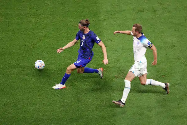 Odotettu MM-ottelu lässähti - USA päätti Englannin iloittelun Odotettu MM-ottelu lässähti – USA päätti Englannin iloittelun