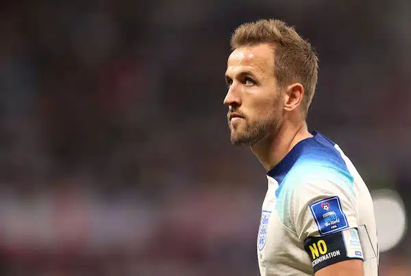 Englannin tähtipelaajalta koskettava viesti Harry Kanelle - "Hän tulee vielä takaisin" Englannin tähtipelaajalta koskettava viesti Harry Kanelle – ”Hän tulee vielä takaisin”