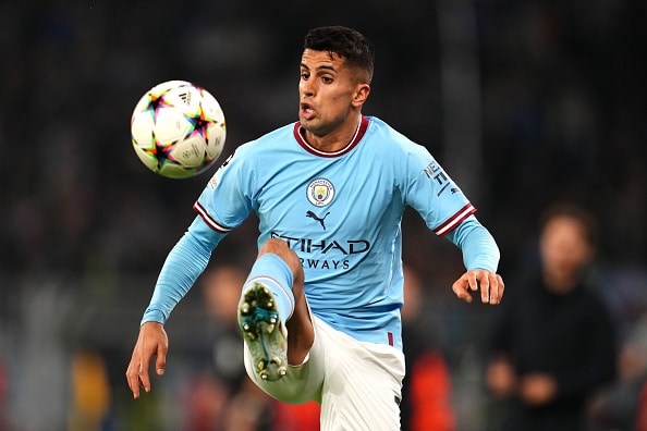 Manchester City-hylkiö löysi nyt henkisen kotinsa - ylisti jalkapallolegendaa Manchester City-hylkiö löysi nyt henkisen kotinsa – ylisti jalkapallolegendaa