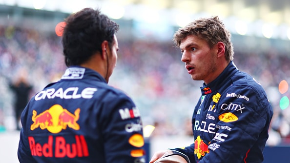 Miksi Max Verstappen on niin paljon tallikaveriaan nopeampi? Vastaus on hyvin yksinkertainen