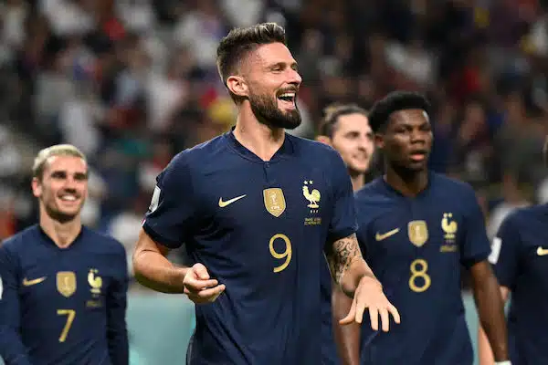 Ranskan sankari Olivier Giroud – ”Ansaitsimme päästä välieriin” Ranskan sankari Olivier Giroud – ”Ansaitsimme päästä välieriin”