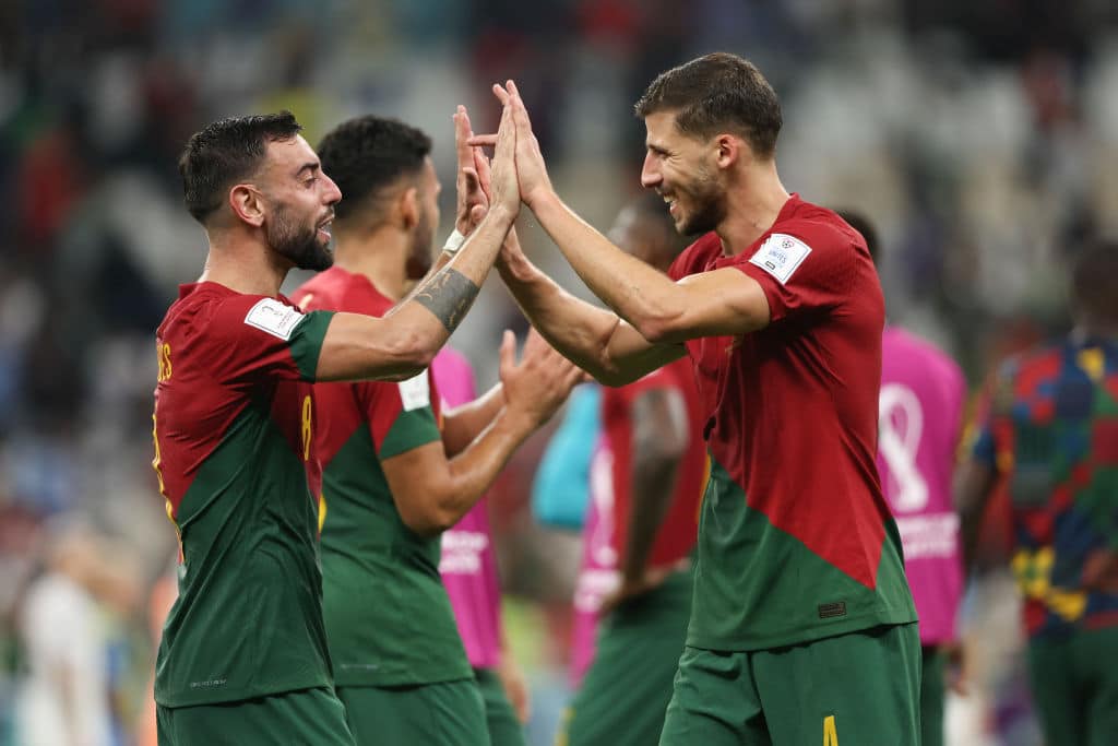 Portugalin tähtipelaaja kertoi Cristiano Ronaldon mielentilasta penkityksen jälkeen - "Luuletko, että kukaan tykkää olla penkillä?” Portugalin tähtipelaaja kertoi Cristiano Ronaldon mielentilasta penkityksen jälkeen – ”Luuletko, että kukaan tykkää olla penkillä?”