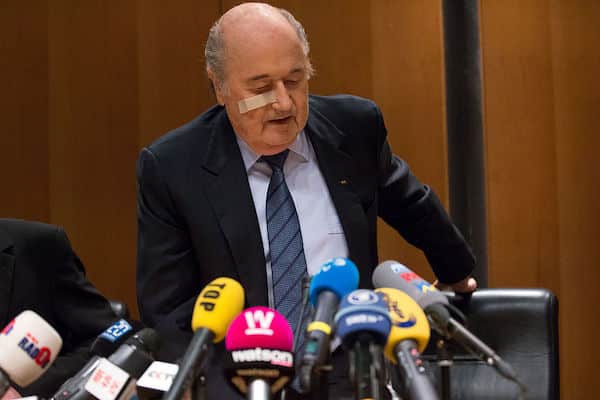 Roisto tuli katumapäälle – entinen FIFA-pomo Sepp Blatter avasi suunsa Qatarin MM-kisoista
