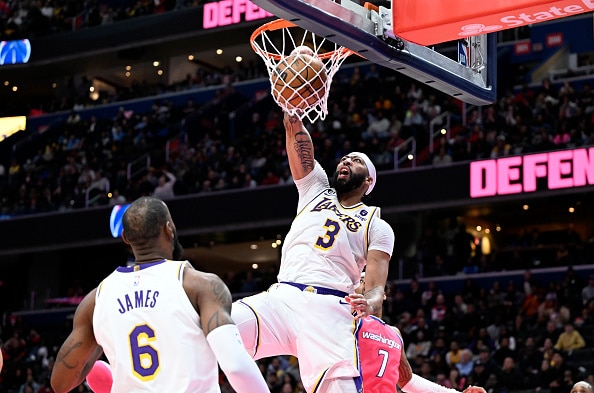 NBA:ssa hurja titaanien taistelu
