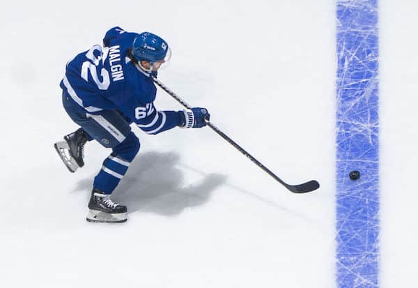 Colorado Avalanche ja Toronto Maple Leafs rysäyttivät pelaajakaupan NHL:ssä!